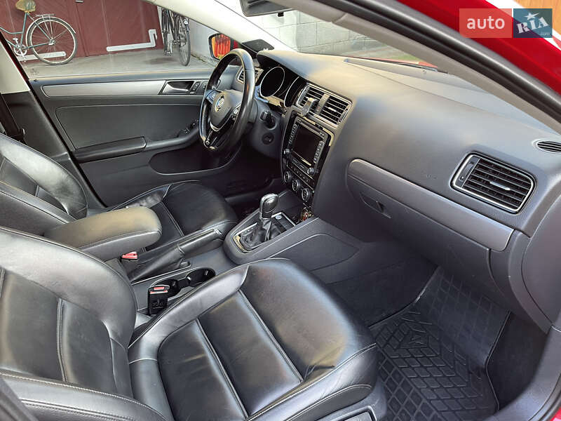 Седан Volkswagen Jetta 2014 в Шацьку