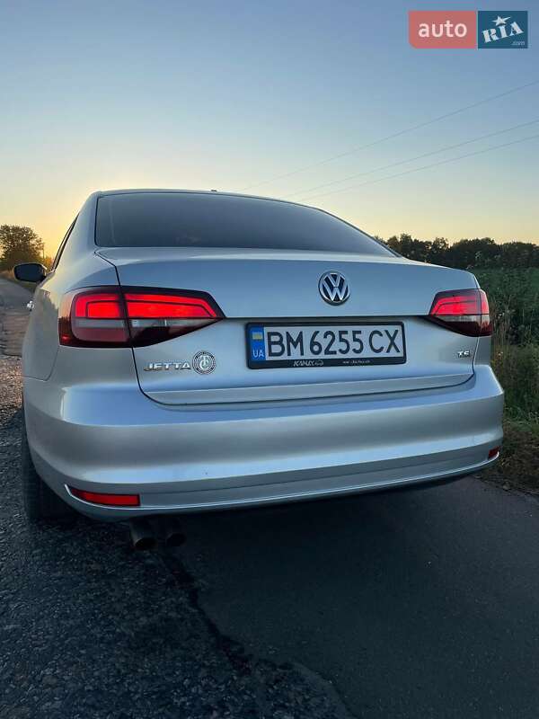 Седан Volkswagen Jetta 2016 в Сумах