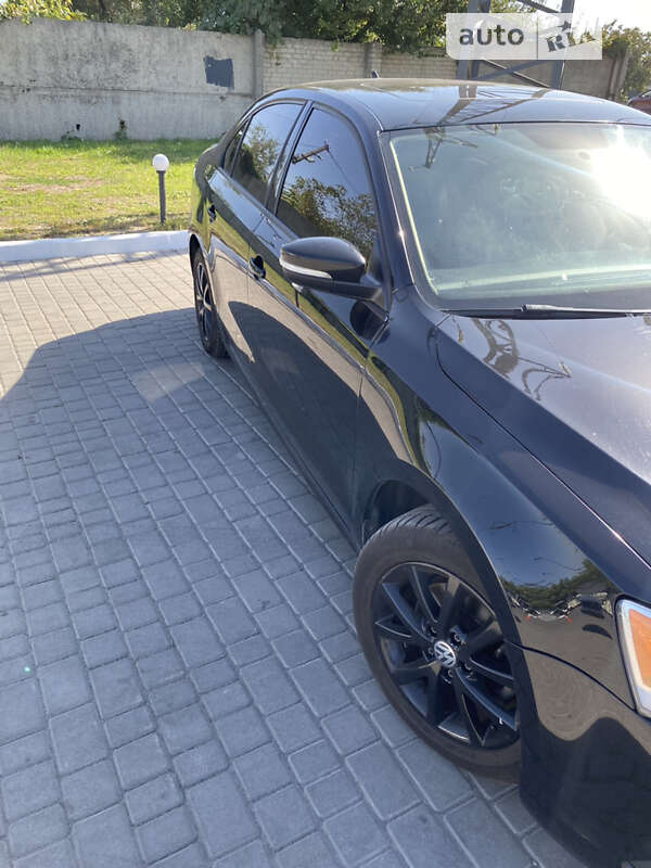 Седан Volkswagen Jetta 2014 в Днепре