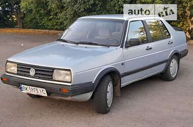 Седан Volkswagen Jetta 1989 в Ровно