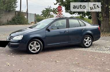 Седан Volkswagen Jetta 2006 в 