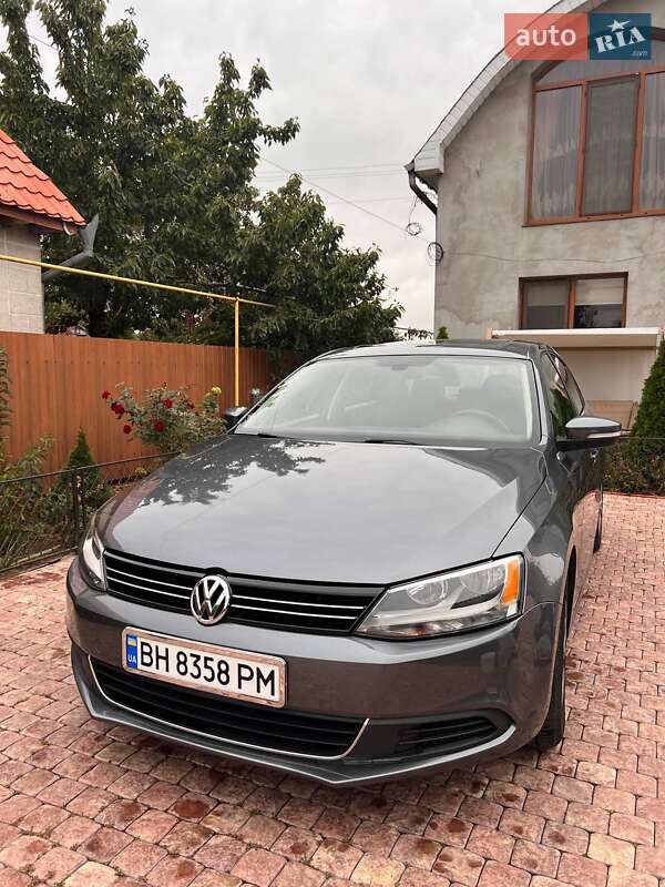 Volkswagen Jetta 2014