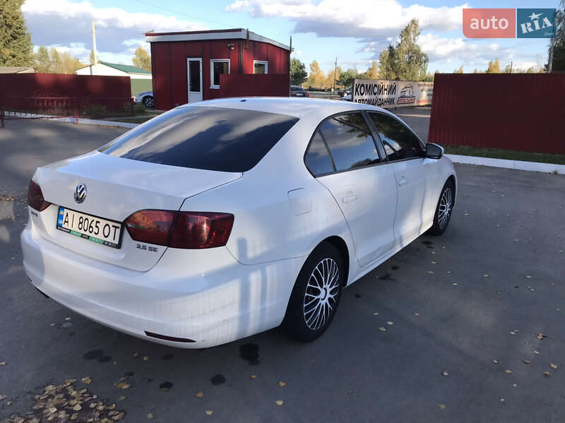 Седан Volkswagen Jetta 2012 в Ізмаїлі