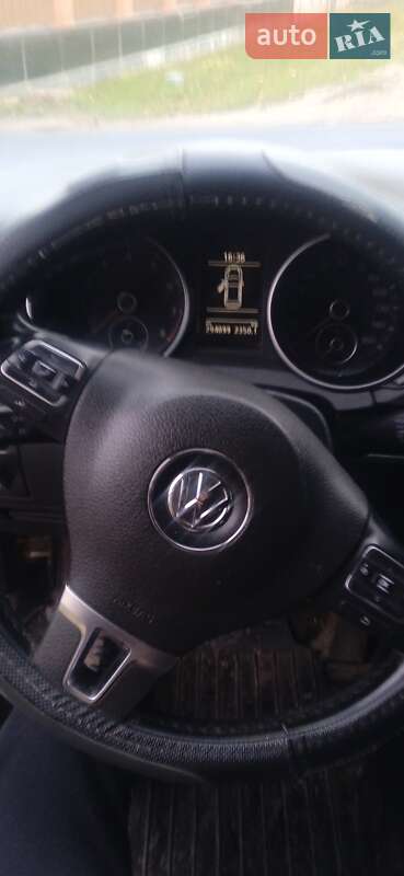 Універсал Volkswagen Jetta 2013 в Житомирі