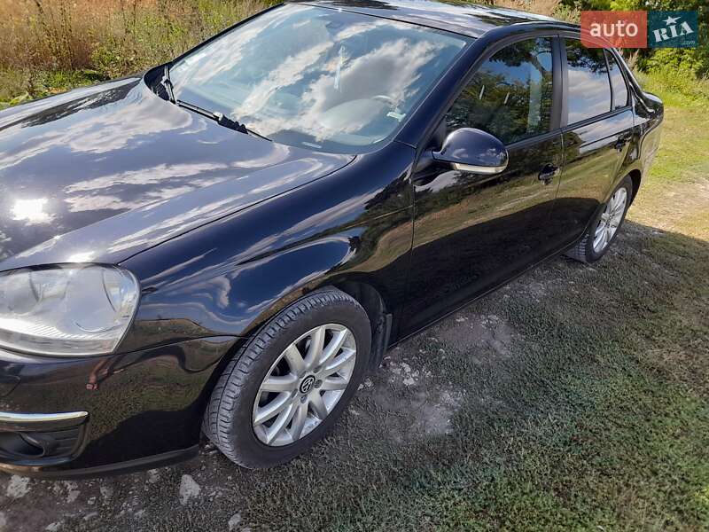 Седан Volkswagen Jetta 2009 в Тернополі