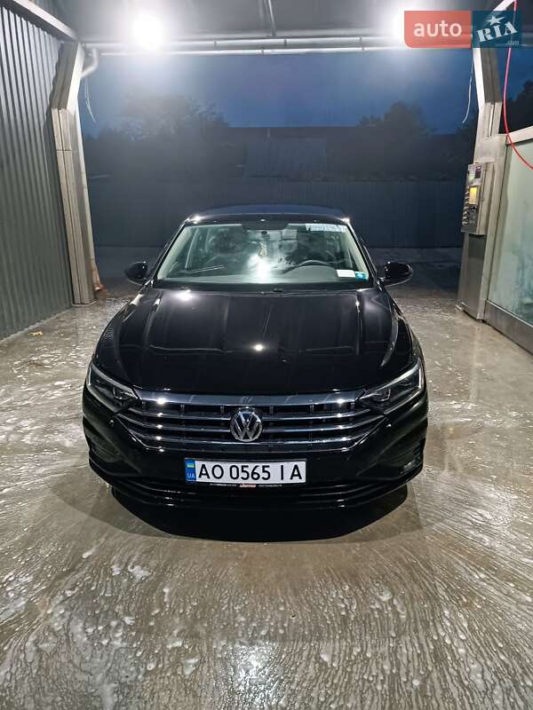Седан Volkswagen Jetta 2020 в Перечині