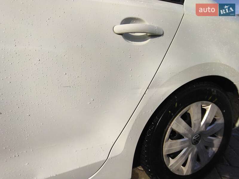 Седан Volkswagen Jetta 2015 в Киеве