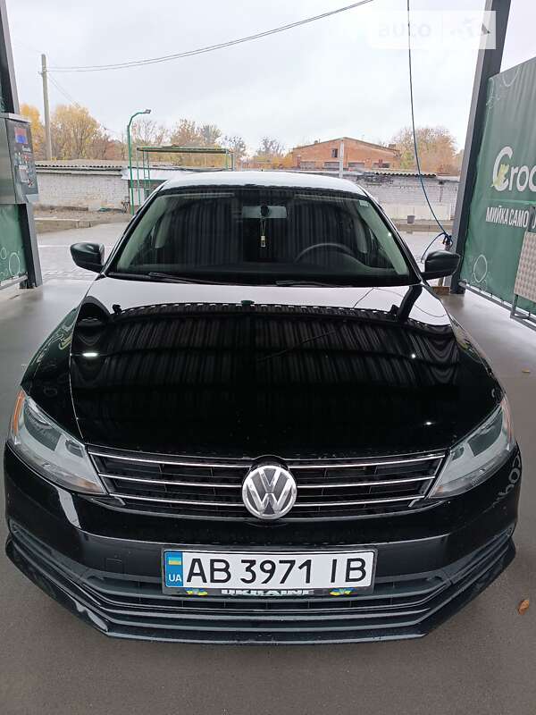 Седан Volkswagen Jetta 2015 в Виннице