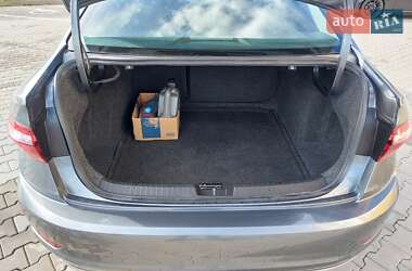 Седан Volkswagen Jetta 2019 в 