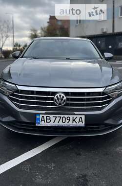 Седан Volkswagen Jetta 2018 в Виннице