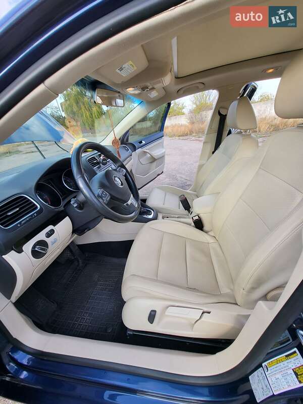 Універсал Volkswagen Jetta 2013 в Подільську