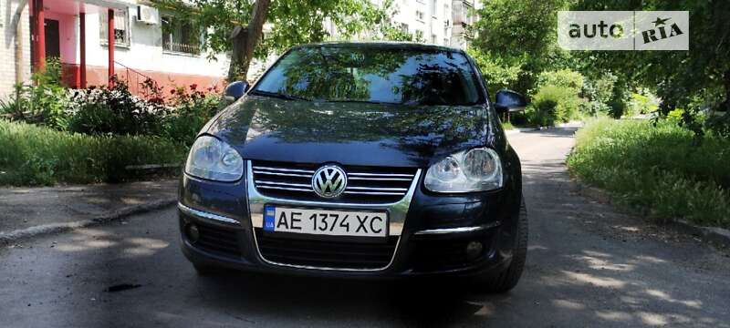 Седан Volkswagen Jetta 2010 в Запорожье