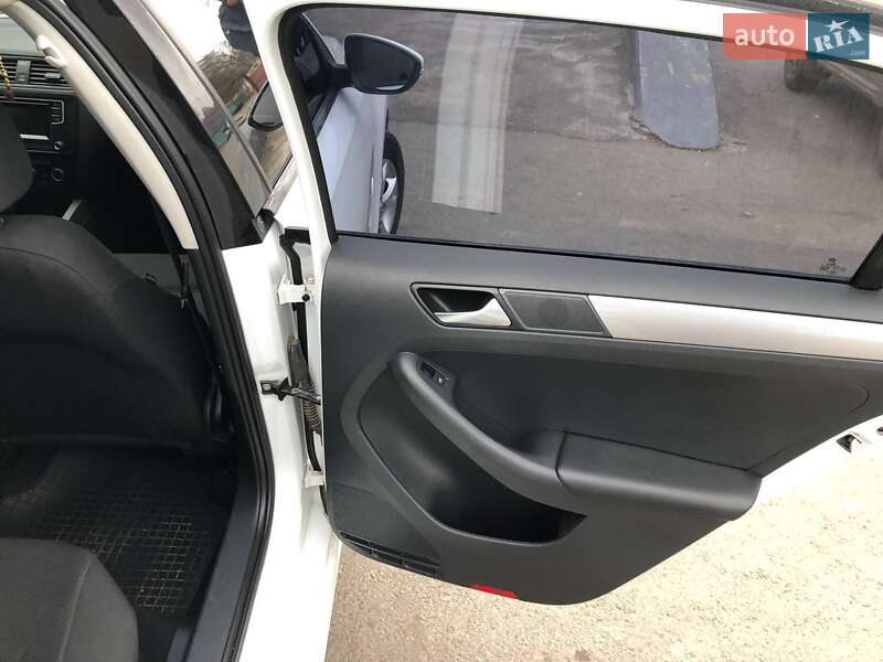 Седан Volkswagen Jetta 2016 в Жмеринке фото 11 Седан Volkswagen Jetta 2016 в Жмеринке