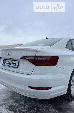 Седан Volkswagen Jetta 2018 в Тернополі