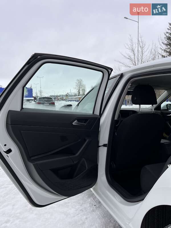 Седан Volkswagen Jetta 2018 в Тернополі