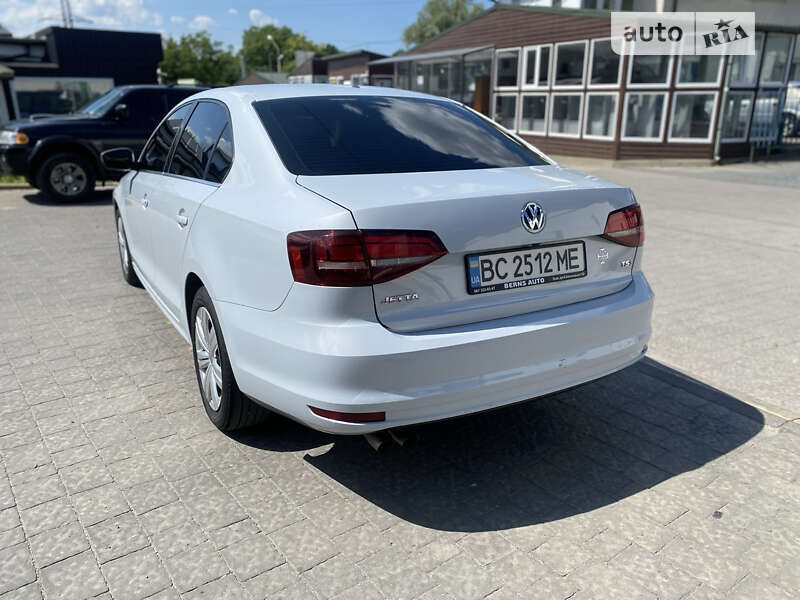Седан Volkswagen Jetta 2017 в Львові фото 8 Седан Volkswagen Jetta 2017 в Львові
