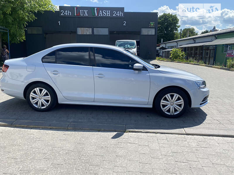 Седан Volkswagen Jetta 2017 в Львові фото 5 Седан Volkswagen Jetta 2017 в Львові