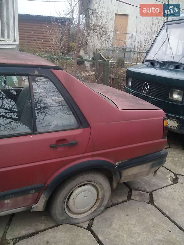 Седан Volkswagen Jetta 1985 в Борщеві