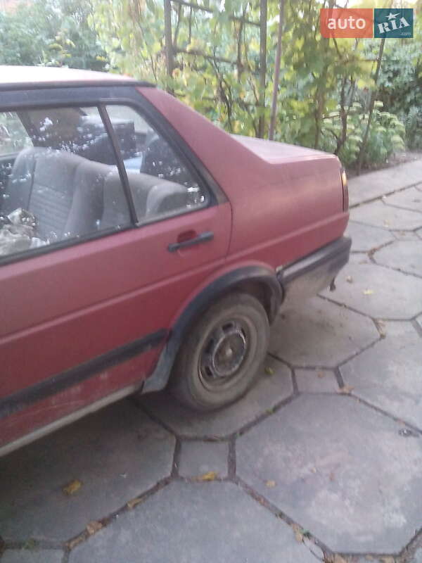 Седан Volkswagen Jetta 1985 в Борщеві