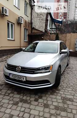 Седан Volkswagen Jetta 2016 в Днепре