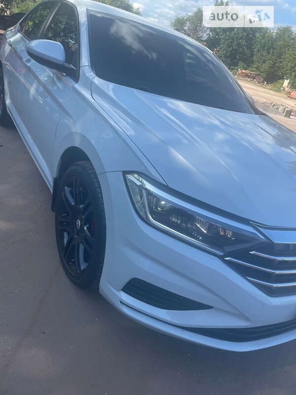 Седан Volkswagen Jetta 2018 в Кривому Розі