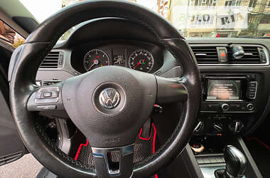 Седан Volkswagen Jetta 2012 в Тернополе