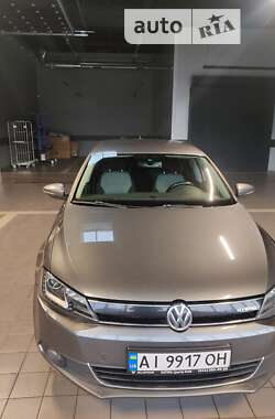 Седан Volkswagen Jetta 2013 в Броварах