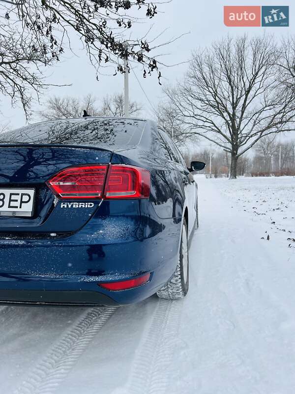 Седан Volkswagen Jetta 2013 в Кропивницькому