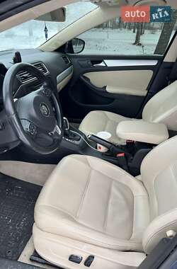Седан Volkswagen Jetta 2013 в Кропивницком