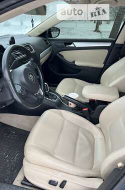 Седан Volkswagen Jetta 2013 в Кропивницком