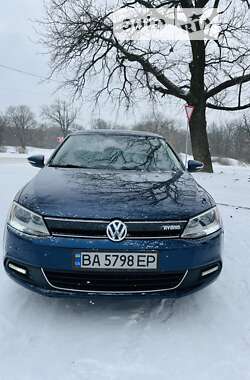 Седан Volkswagen Jetta 2013 в Кропивницком