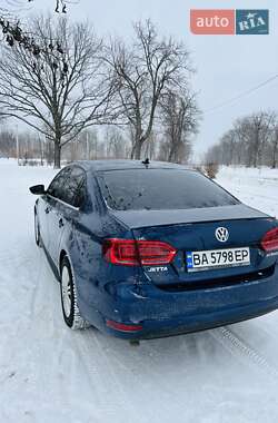 Седан Volkswagen Jetta 2013 в Кропивницком