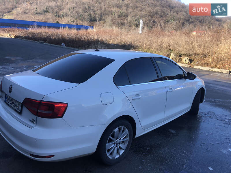 Седан Volkswagen Jetta 2015 в Мукачево