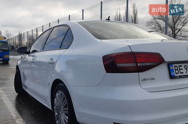 Седан Volkswagen Jetta 2016 в 