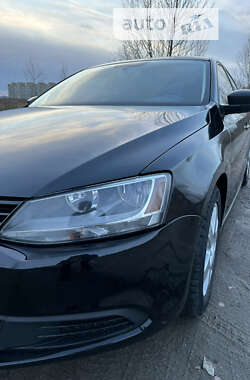 Седан Volkswagen Jetta 2013 в Вишневому