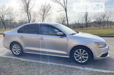 Volkswagen Jetta 2011