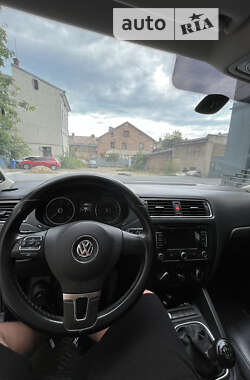 Седан Volkswagen Jetta 2012 в Коломые