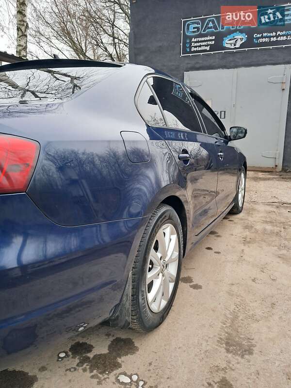 Седан Volkswagen Jetta 2012 в Покрове
