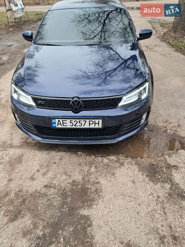 Седан Volkswagen Jetta 2012 в Покрове