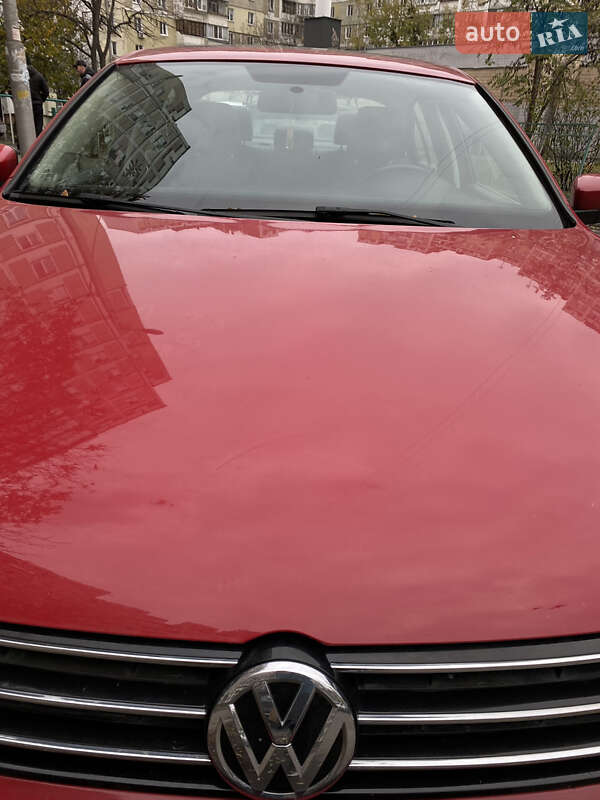 Седан Volkswagen Jetta 2014 в Києві