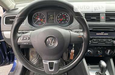 Седан Volkswagen Jetta 2014 в Смеле