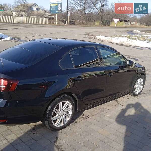 Седан Volkswagen Jetta 2016 в Харькове
