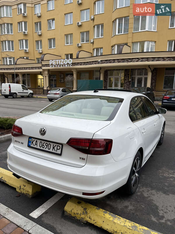 Седан Volkswagen Jetta 2017 в Киеве фото 7 Седан Volkswagen Jetta 2017 в Киеве