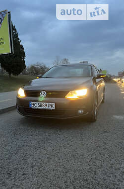 Седан Volkswagen Jetta 2012 в Ивано-Франковске