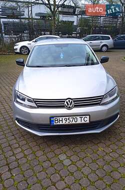 Volkswagen Jetta 2014