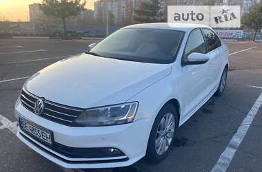 Седан Volkswagen Jetta 2016 в Миколаєві