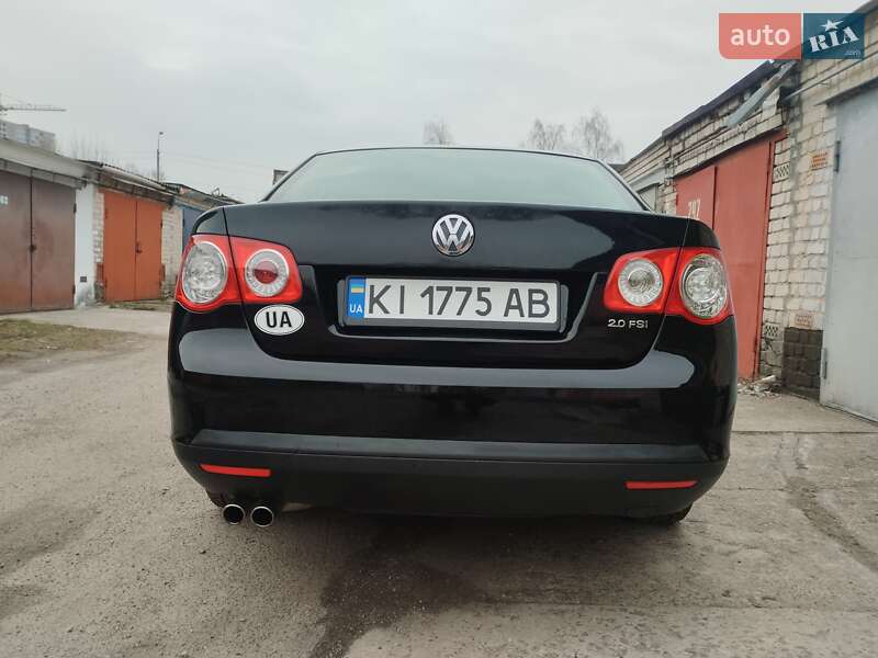 Седан Volkswagen Jetta 2006 в Броварах