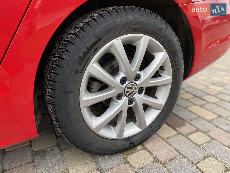 Седан Volkswagen Jetta 2015 в Львове фото 12 Седан Volkswagen Jetta 2015 в Львове