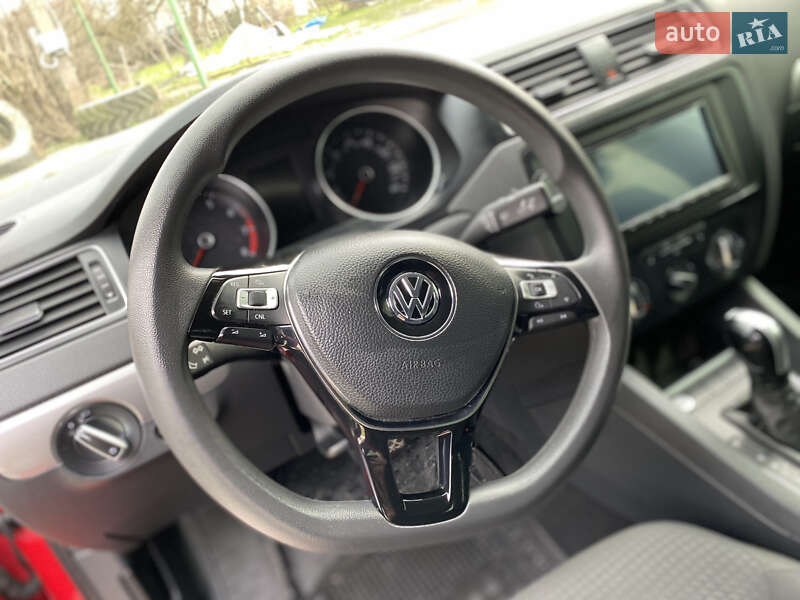 Седан Volkswagen Jetta 2015 в Львове фото 21 Седан Volkswagen Jetta 2015 в Львове