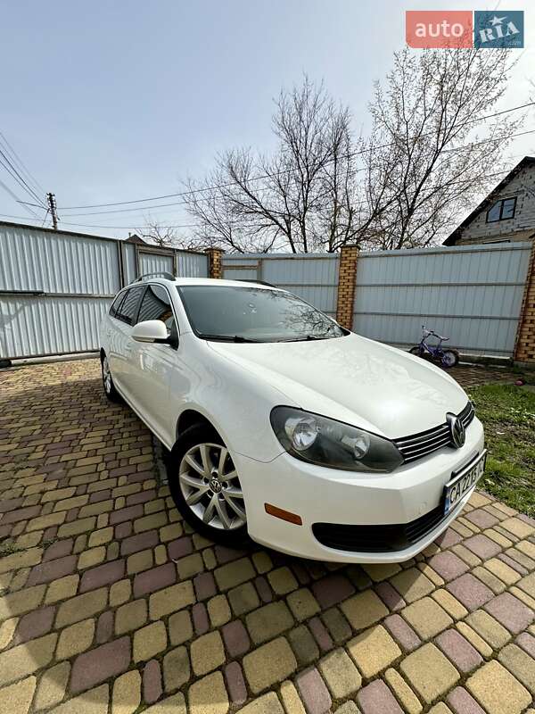 Универсал Volkswagen Jetta 2013 в Киеве